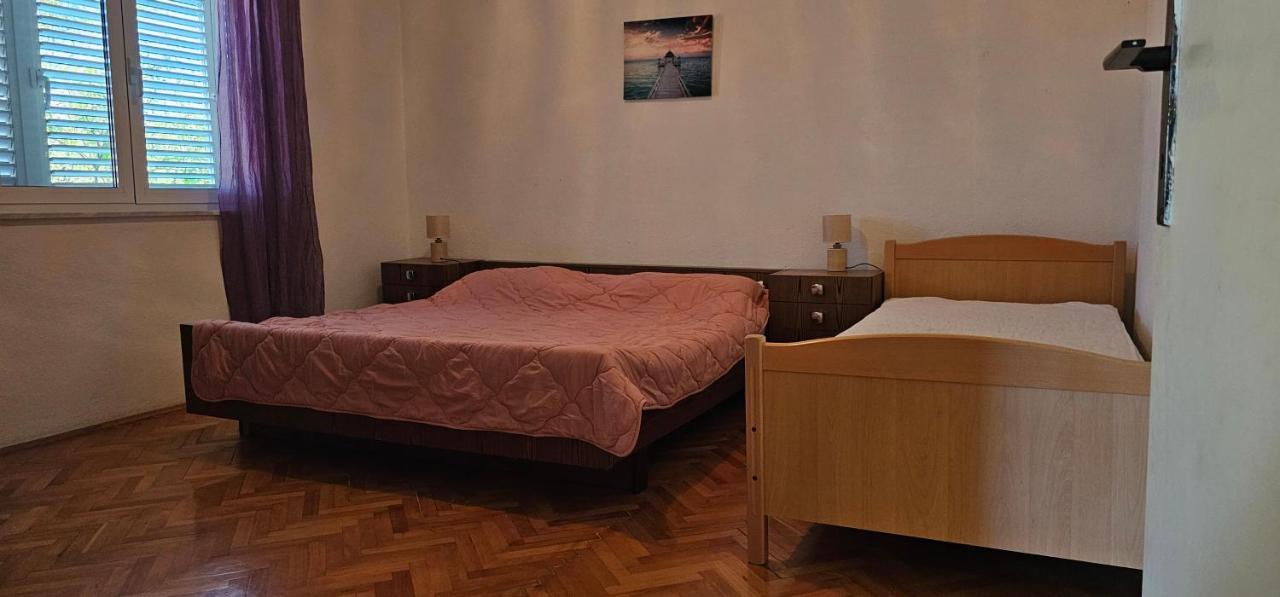 Coastal Charm: Pazanin Vinišće